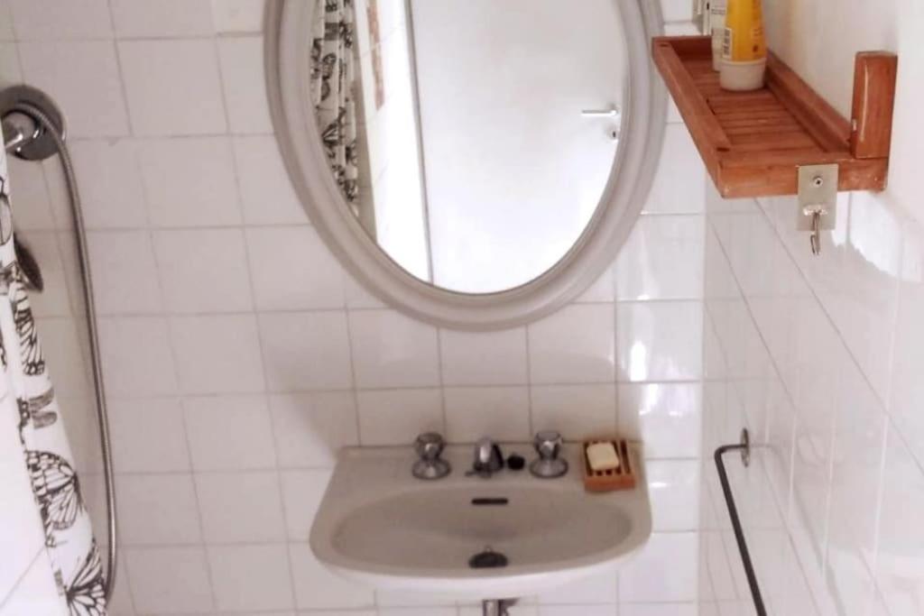 Bilocale Nel Cuore Di Genova Apartment Bagian luar foto