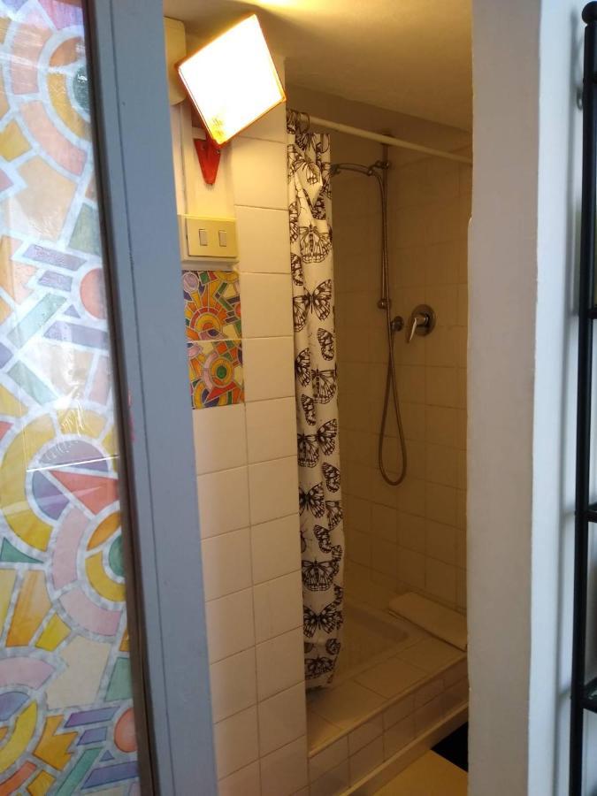 Bilocale Nel Cuore Di Genova Apartment Bagian luar foto